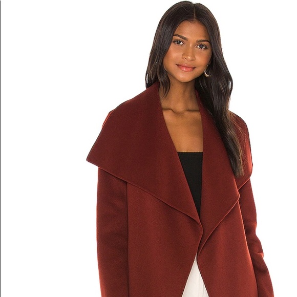 Mackage Mai coat , like new excellent condition. - Picture 2 of 5